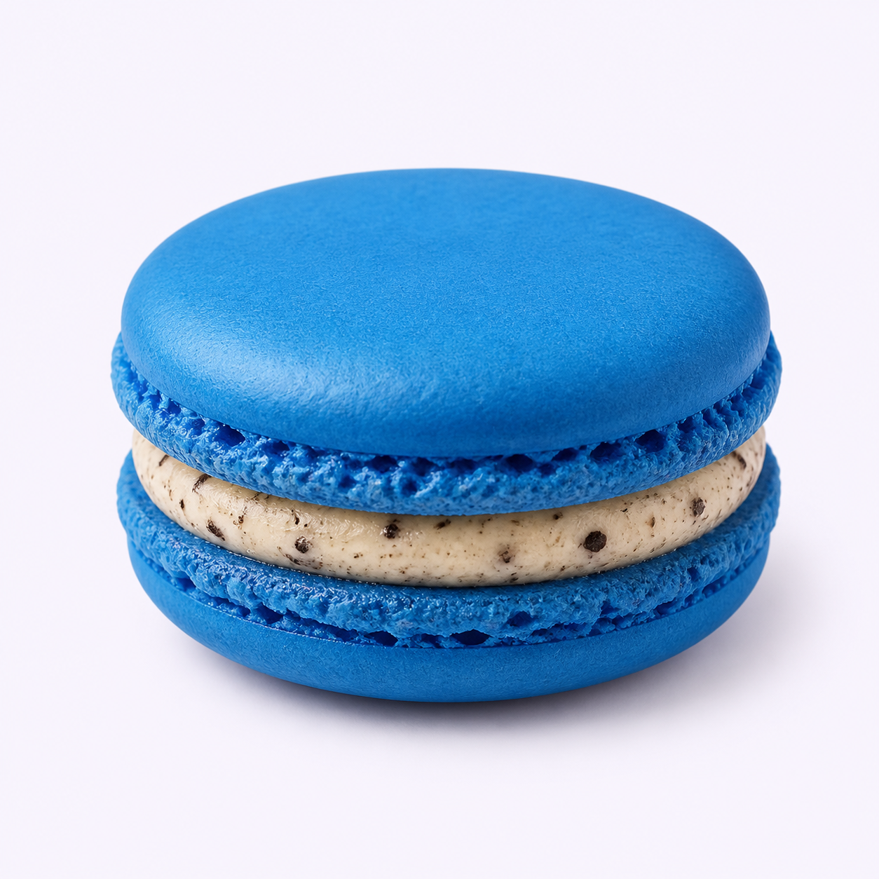 Cookies & Cream macaron